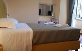 Clodio Rooms